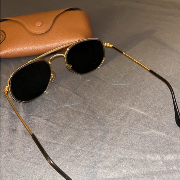 Black Ray Ban sunglasses with tan Ray Ban case - Picture 3 of 5